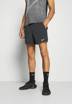 Nike Performance STRIDE SHORT - Sports Shorts - Black