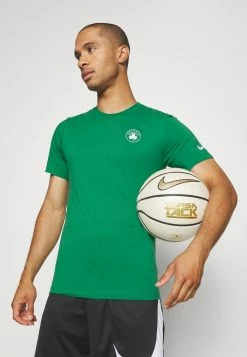 Nike Performance NBA BOSTON CELTICS ESSENTIAL LOGO TEE - Club Wear - Clover 9 Nike Performance NBA BOSTON CELTICS ESSENTIAL LOGO TEE - Club Wear - Clover -Nike Performance store 905984b3965545edbba995127309da0c