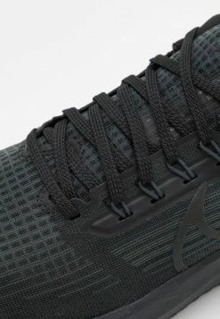 Nike Performance AIR ZOOM PEGASUS 39 - Neutral Running Shoes - Black/anthracite -Nike Performance store 958dda4b351c4c128651dd4ef6ce6cd9