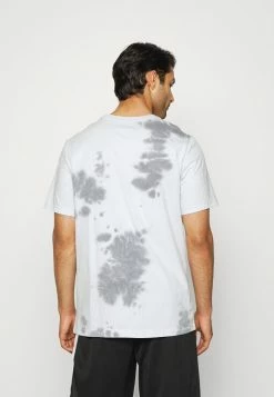 Nike Performance TEE BBALL - Print T-shirt - Iris Whisper -Nike Performance store 979e7170d9f34751a1cf78a30acd5b10