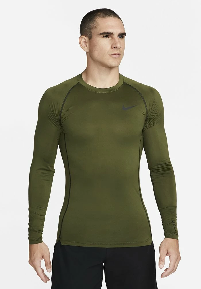 Nike Performance Sports T-shirt - Rough Green/black/black 1 Nike Performance Sports T-shirt - Rough Green/black/black