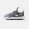 Nike Performance FLEX - Neutral Running Shoes - Light Smoke Grey/pink Foam/smoke Grey/white