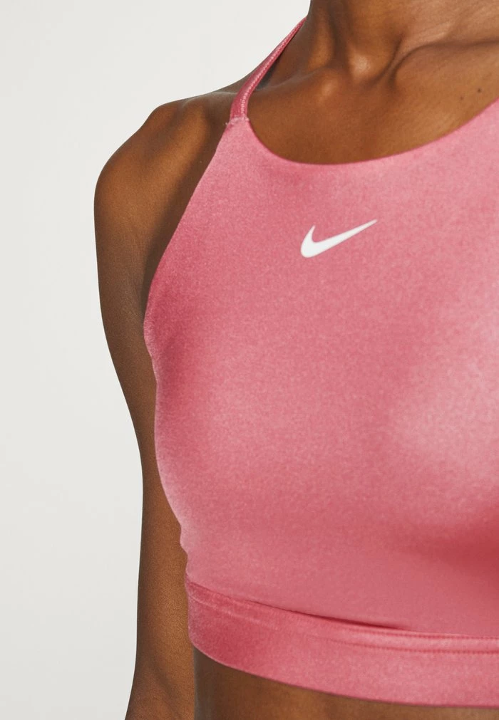 Nike Performance INDY SHINE BRA - Medium Support Sports Bra - Desert Berry 6 Nike Performance INDY SHINE BRA - Medium Support Sports Bra - Desert Berry - Image 6