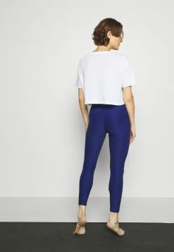 Nike Performance CROP YOGA - Print T-shirt - White -Nike Performance store a25d684044654acf939a45d9e2227a35