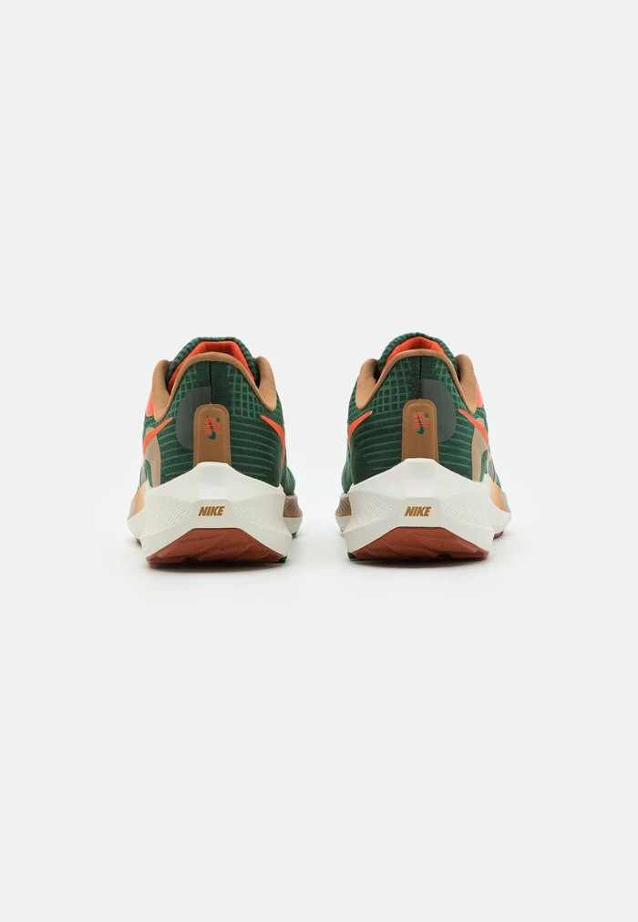 Nike Performance PEGASUS 39 A.I.R. HOLA LOU UNISEX - Neutral Running Shoes - Gorge Green/ale Brown/team Orange/phantom/black/fern 3 Nike Performance PEGASUS 39 A.I.R. HOLA LOU UNISEX - Neutral Running Shoes - Gorge Green/ale Brown/team Orange/phantom/black/fern - Image 3