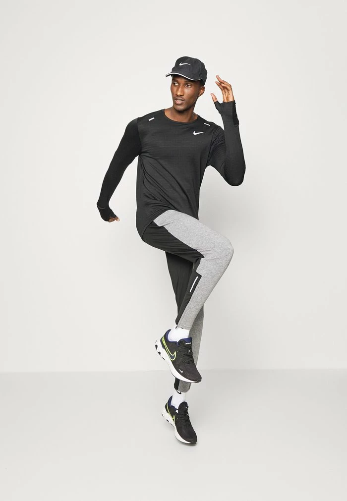 Nike Performance Sweatshirt - Black 2 Nike Performance Sweatshirt - Black - Image 2