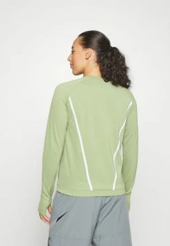 Nike Performance Sports T-shirt - Alligator/medium Olive -Nike Performance store a2a432336b284bdea40032c9200f70ee