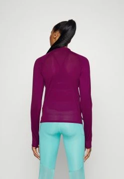 Nike Performance AIR MIDLAYER - Long Sleeved Top - Sangria -Nike Performance store a2e6f10415ea453db5f6339f1e6095e4
