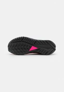 Nike Performance WMNS REACT PEGASUS TRAIL - Training Shoe - Hyper Pink/black 10 Nike Performance WMNS REACT PEGASUS TRAIL - Training Shoe - Hyper Pink/black -Nike Performance store a52002c4b6c64d24b9a17c67baa072a9