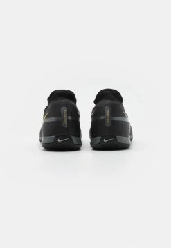 Nike Performance PHANTOM GT2 ACADEMY DYNAMIC FIT IC - Indoor Football Boots - Black/metallic Dark Grey/metallic Gold 8 Nike Performance PHANTOM GT2 ACADEMY DYNAMIC FIT IC - Indoor Football Boots - Black/metallic Dark Grey/metallic Gold -Nike Performance store a66934a94d19419f97798d850745b3b0