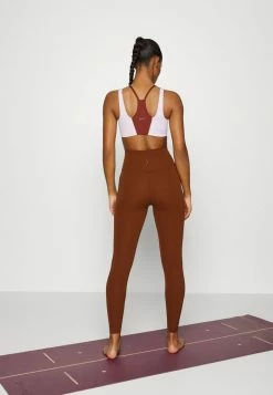 Nike Performance NIKE YOGA LUXE 7/8-INFINALON-LEGGINGS MIT HOHEM TAILLENBUND FÜR DAMEN - Leggings - Oxen Brown/iron Grey -Nike Performance store a84299688f524650bde69458f6704d4d