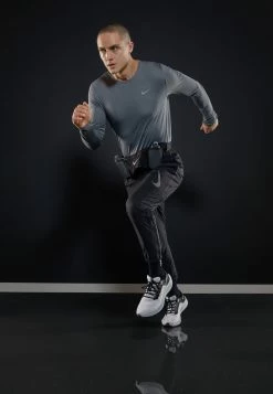 Nike Performance NIKE DRI-FIT RUN DIVISION CHALLENGER HERREN LAUFHOSE - Tracksuit Bottoms - Black/reflective Silv