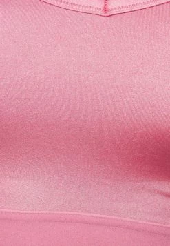 Nike Performance INDYSHINE BRA PLUS - Medium Support Sports Bra - Desert Berry -Nike Performance store acb1ca8ab34649b6a5a307c3b9501e8f