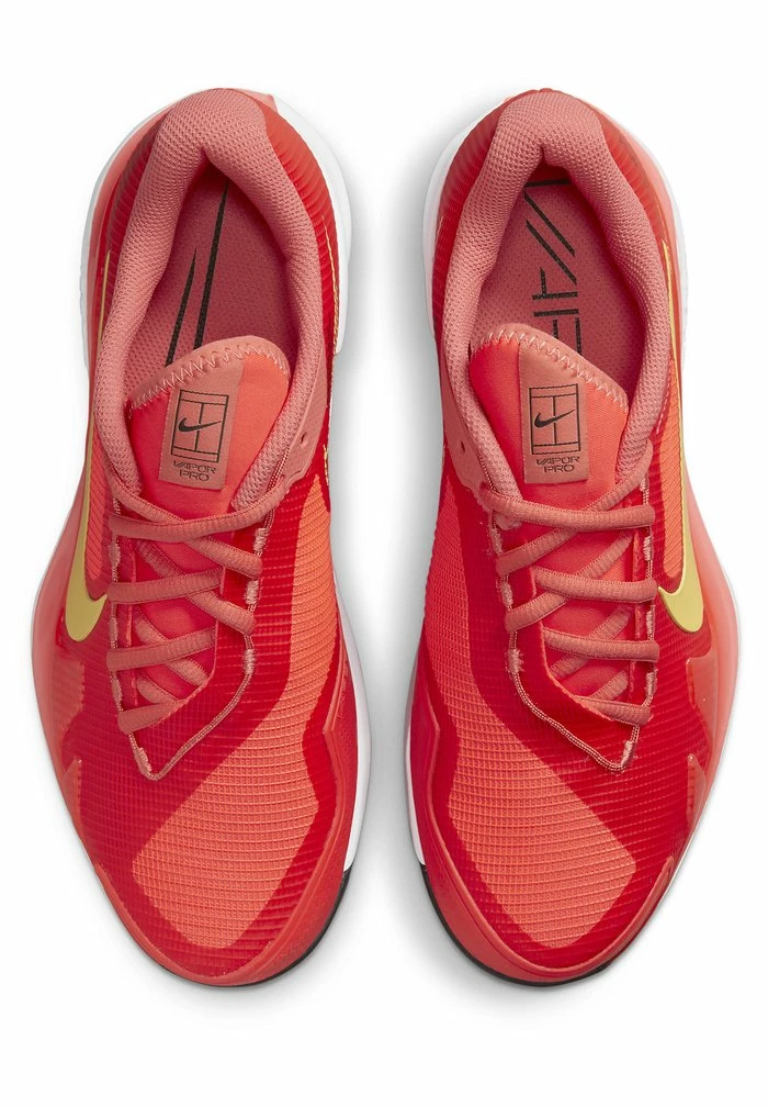 Nike Performance AIR ZOOM VAPOR PRO CLAY - Clay Court Tennis Shoes - Bright Crimson/topaz Gold-magic Ember 3 Nike Performance AIR ZOOM VAPOR PRO CLAY - Clay Court Tennis Shoes - Bright Crimson/topaz Gold-magic Ember - Image 3