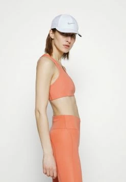 Nike Performance BRA - Medium Support Sports Bra - Madder Root/white 10 Nike Performance BRA - Medium Support Sports Bra - Madder Root/white -Nike Performance store affdd38c89e2484fbfb897c7c5245457