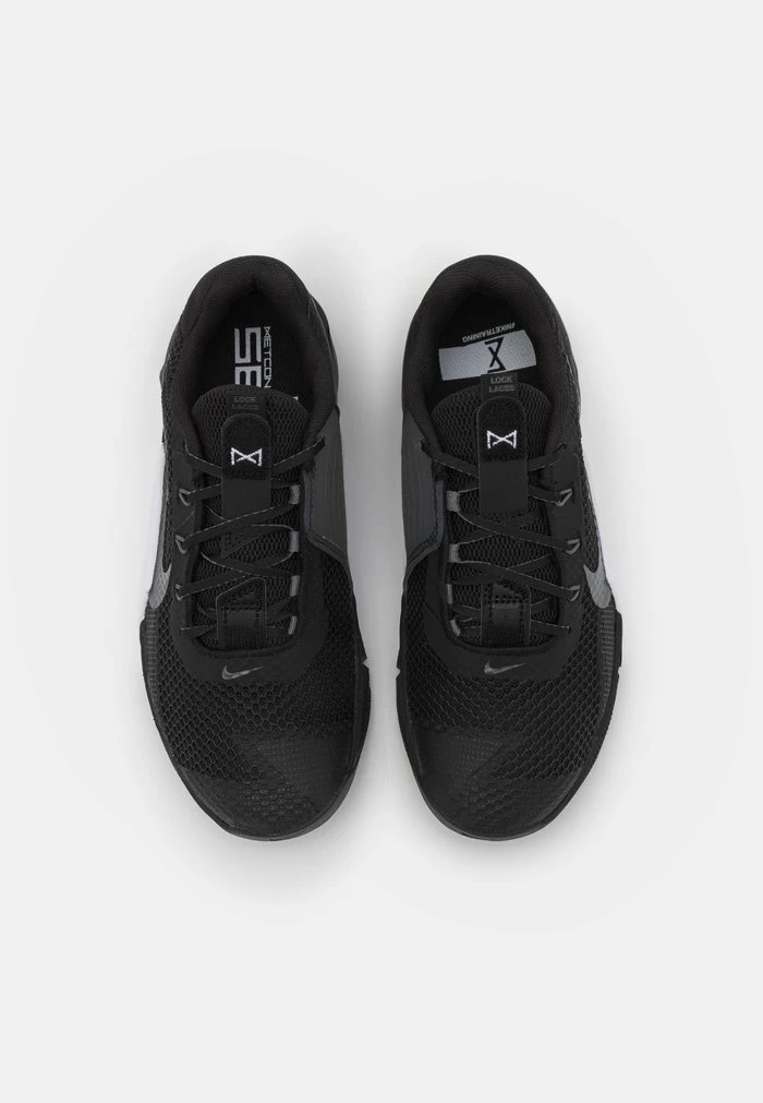 Nike Performance METCON 7 - Trainers - Black/metallic Dark Grey/white/smoke Grey 4 Nike Performance METCON 7 - Trainers - Black/metallic Dark Grey/white/smoke Grey - Image 4