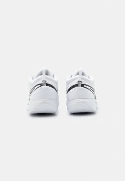 Nike Performance COURT ZOOM PRO - Multicourt Tennis Shoes - White/black -Nike Performance store b3f1f41da3594788a121580eb1028729