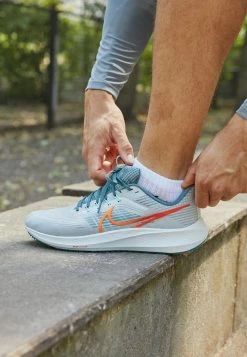 Nike Performance AIR ZOOM PEGASUS 39 - Neutral Running Shoes - Pure Platinum/total Orange/mineral Slate/bright Spruce/mint Foam/team Orange
