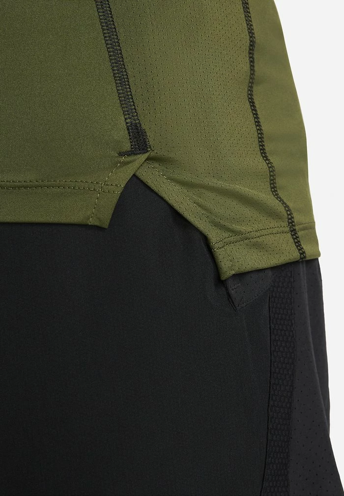 Nike Performance Sports T-shirt - Rough Green/black/black 6 Nike Performance Sports T-shirt - Rough Green/black/black - Image 6