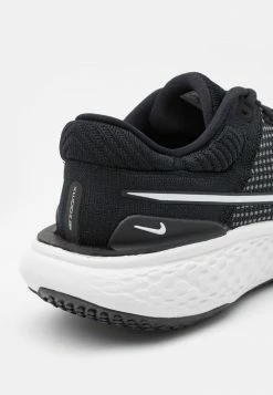 Nike Performance ZOOMX INVINCIBLE RUN FK 2 - Neutral Running Shoes - Black/summit White -Nike Performance store bcf4a83a2d104db3ac3265c96b18fff2
