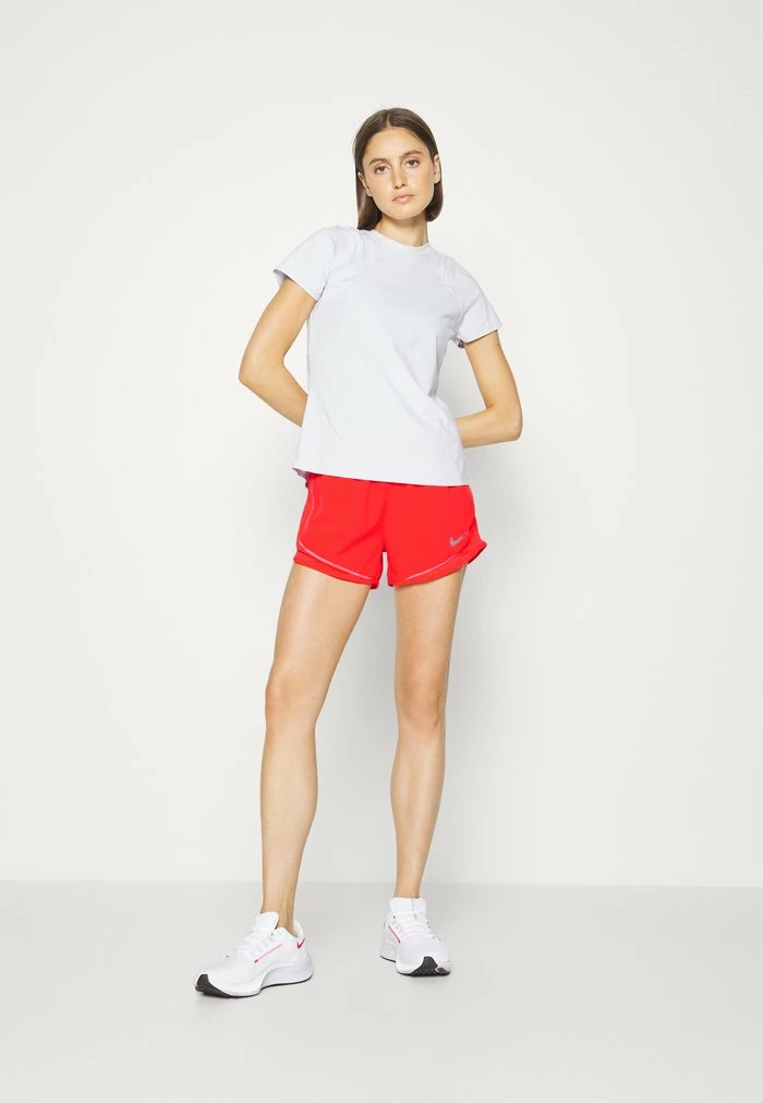 Nike Performance RUN TEMPO - Sports Shorts - Light Crimson 4 Nike Performance RUN TEMPO - Sports Shorts - Light Crimson - Image 4