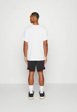 Nike Performance NBA CHICAGO BULLS NIKE LOGO TEE - Club Wear - White -Nike Performance store c0af26abf23a4308b44c1ad6b444d9e3