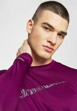 Nike Performance MILER - Sports T-shirt - Sangria -Nike Performance store c1928c4a8a744e6dbce0fe0d053cde8a