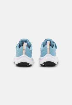 Nike Performance STAR RUNNER 3 SDWLK UNISEX - Neutral Running Shoes - Worn Blue/crimson Bliss/white -Nike Performance store c320be7a9b9d49f0a87963b412c59960