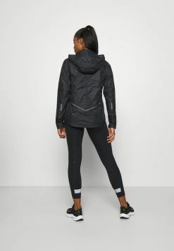 Nike Performance WARM - Waterproof Jacket - Black -Nike Performance store c3f1983509b94839a729df7ec9023236