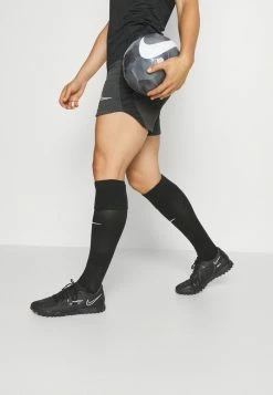 Nike Performance STRIKE SHORT - Sports Shorts - Black -Nike Performance store c769230fa638416794d9f3fdb21b5931