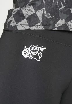Nike Performance Leggings - Black/white -Nike Performance store c802e632b2a04ec69da38cd28d9a4071