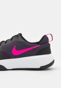 Nike Performance CITY - Training Shoe - Black/hyper Pink/cave Purple/lilac/white -Nike Performance store cd3eda6aa7fc46aebcf5f0bbf1ec3989