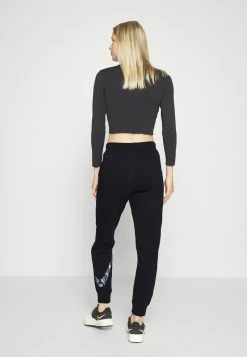 Nike Performance PANT FILL - Tracksuit Bottoms - Black 7 Nike Performance PANT FILL - Tracksuit Bottoms - Black -Nike Performance store cd92448e45bc4cd0a0c7d0d4aaa09a80