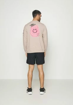 Nike Performance AXIS SHORT - Sports Shorts - Black/iron Grey -Nike Performance store d250a49617c3433594fef78eacd30646