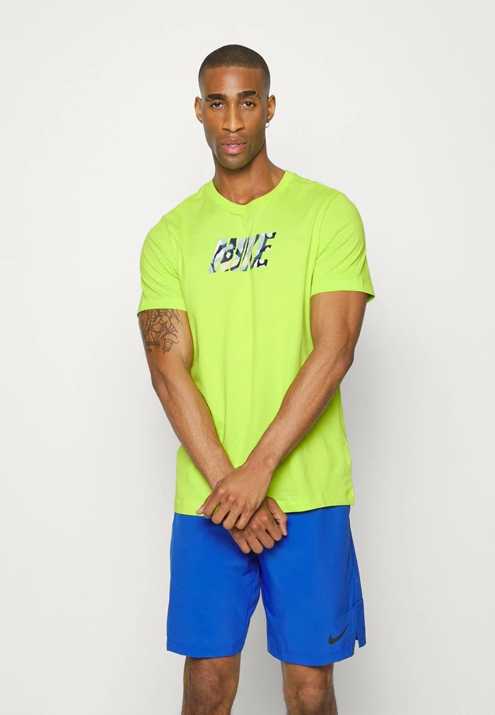 Nike Performance TEE - Sports T-shirt - Atomic Green 1 Nike Performance TEE - Sports T-shirt - Atomic Green