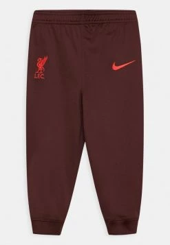 Nike Performance LIVERPOOL FC HODDED TRACKSUIT UNISEX SET - Tracksuit - Siren Red/burgundy Crush/burgundy Crush -Nike Performance store d447698cefbc4cec960d2cf1b8b3a61d