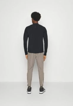 Nike Performance RUN ELEMENT - Running Jacket - Black/silver 8 Nike Performance RUN ELEMENT - Running Jacket - Black/silver -Nike Performance store d451e11d6e1541f996e180003ce65f6d