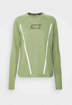 Nike Performance Sports T-shirt - Alligator/medium Olive -Nike Performance store d85d4f94c38941cd90a37b59103a4eb4