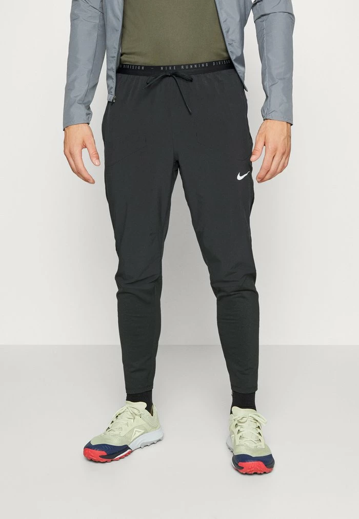 Nike Performance RUN - Tracksuit Bottoms - Black/silver 1 Nike Performance RUN - Tracksuit Bottoms - Black/silver