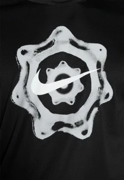 Nike Performance MILER - Sports T-shirt - Black -Nike Performance store d9ca97b278594e1aab2f52a250e09486