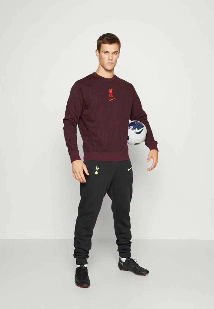 Nike Performance LIVERPOOL FC CLUB CREW - Sweatshirt - Burgundy Crush/siren Red 2 Nike Performance LIVERPOOL FC CLUB CREW - Sweatshirt - Burgundy Crush/siren Red - Image 2
