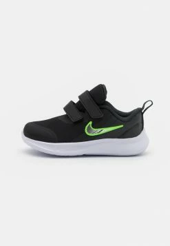 Nike Performance STAR RUNNER 3 UNISEX - Neutral Running Shoes - Black/chrome/dark Smoke Grey/green Strike