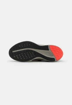 Nike Performance QUEST 5 - Neutral Running Shoes - Black/crimson/cobblestone/laser Blue 10 Nike Performance QUEST 5 - Neutral Running Shoes - Black/crimson/cobblestone/laser Blue -Nike Performance store e196e2a199e54fcc9eeaa81c469e20f3
