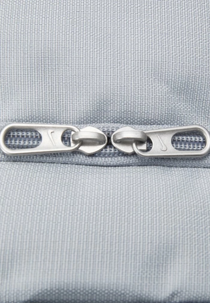 Nike Performance DUFF UNISEX - Sports Bag - Smoke Grey Orange Trance 6 Nike Performance DUFF UNISEX - Sports Bag - Smoke Grey Orange Trance - Image 6