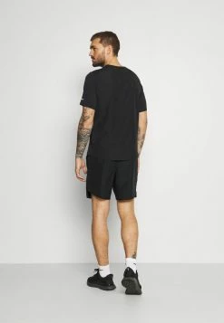 Nike Performance CHALLENGER - Sports Shorts - Black/reflective Silver -Nike Performance store e729f11c2c0d4c6ab42c856da9c90908