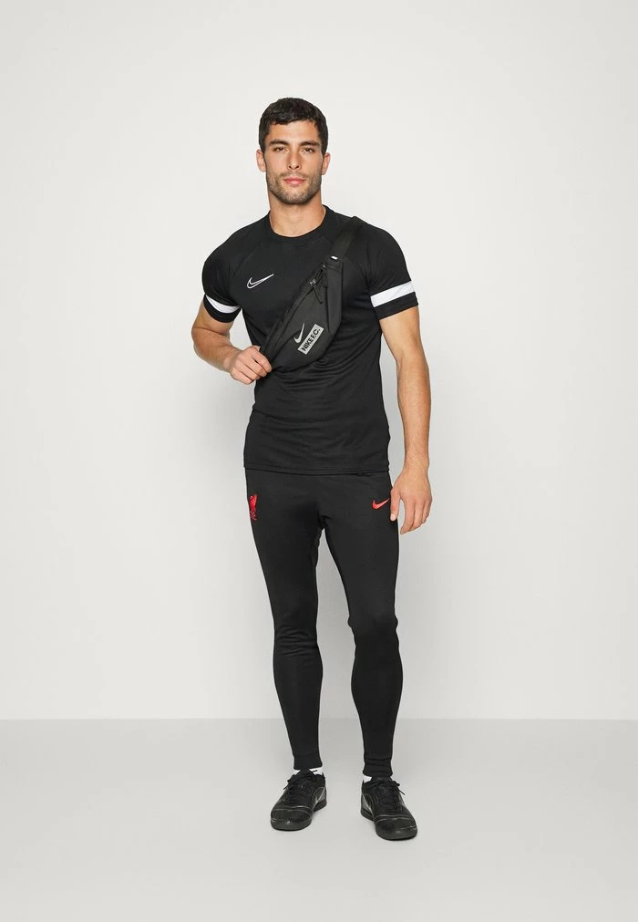 Nike Performance LIVERPOOL FC STRIKE TRACK PANT - Club Wear - Black/siren Red 2 Nike Performance LIVERPOOL FC STRIKE TRACK PANT - Club Wear - Black/siren Red - Image 2