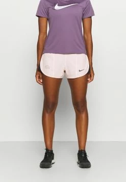 Nike Performance RUN TEMPO SHORT - Sports Shorts - Pale Coral/black