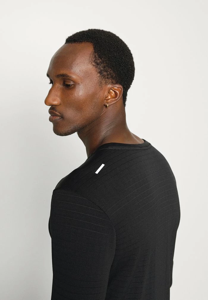 Nike Performance Sweatshirt - Black 4 Nike Performance Sweatshirt - Black - Image 4