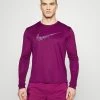 Nike Performance MILER - Sports T-shirt - Sangria