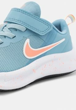 Nike Performance STAR RUNNER 3 SDWLK UNISEX - Neutral Running Shoes - Worn Blue/crimson Bliss/white -Nike Performance store eaa11e8f24f84dd68e30f459be5c83a9